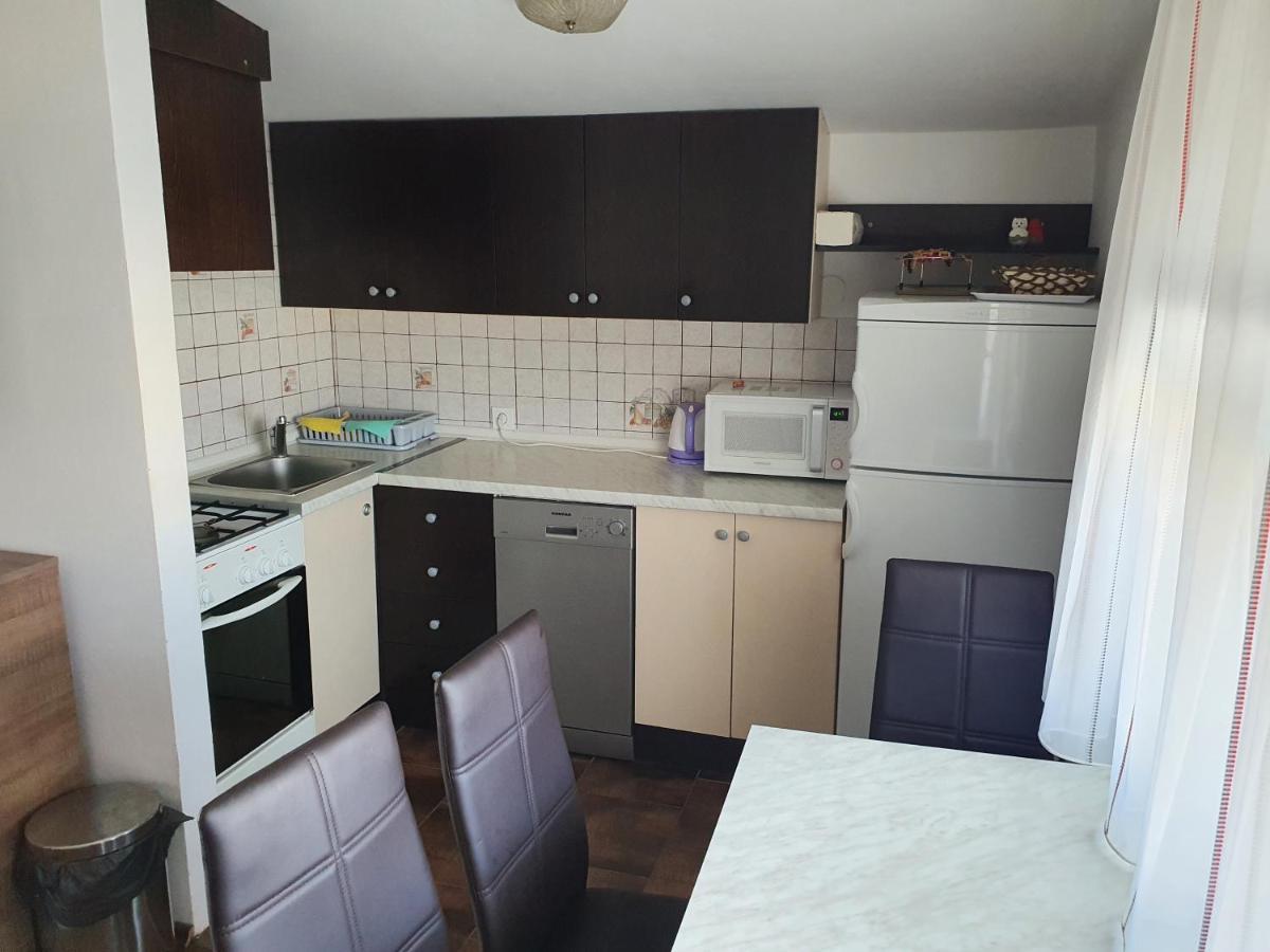 Apartmani Deak Vir Εξωτερικό φωτογραφία