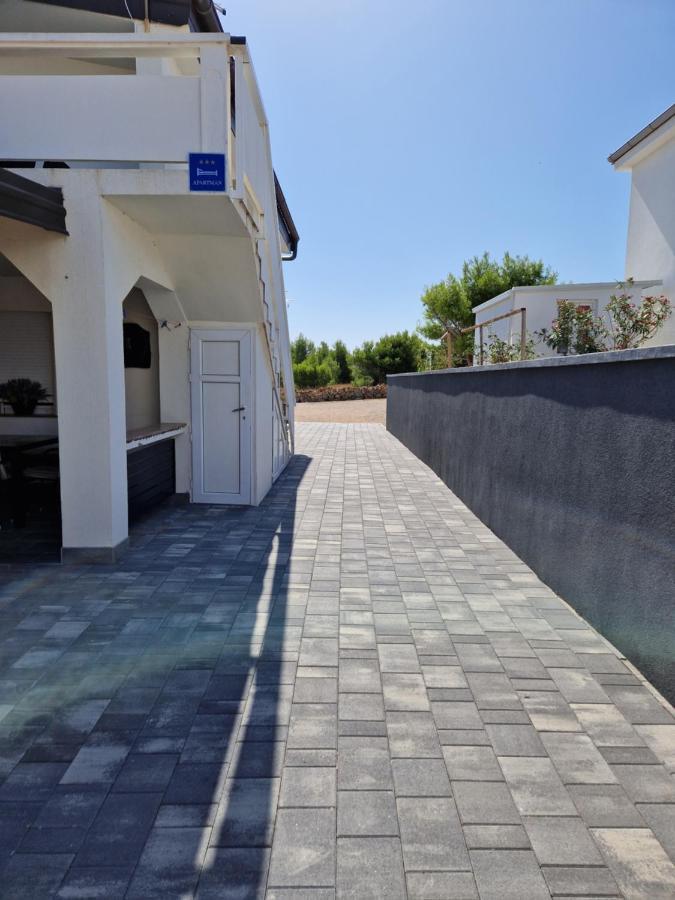 Apartmani Deak Vir Εξωτερικό φωτογραφία