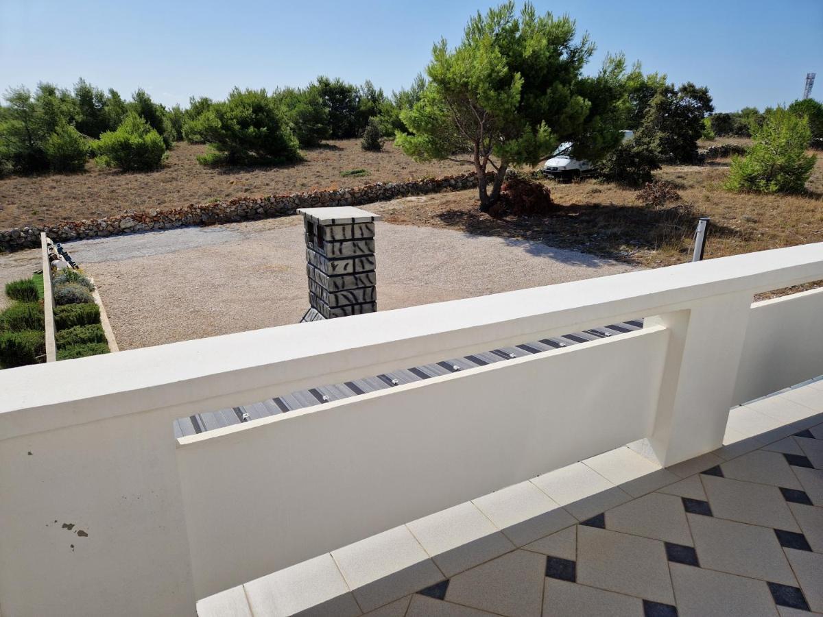 Apartmani Deak Vir Εξωτερικό φωτογραφία