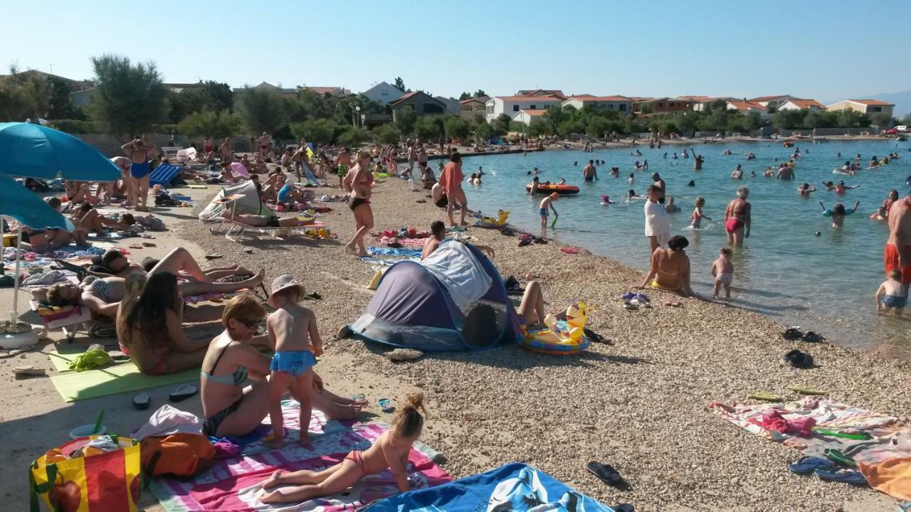 Apartmani Deak Vir Εξωτερικό φωτογραφία
